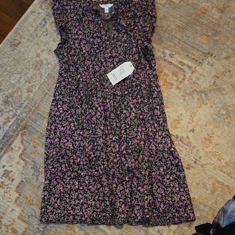 Time and Tru Floral Blouse in Pink and Green